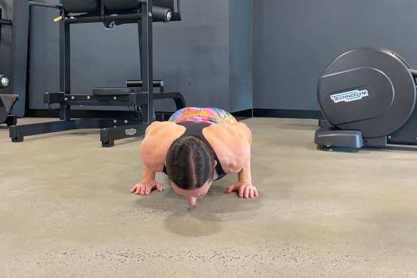 Close Grip Push-Ups on Knees