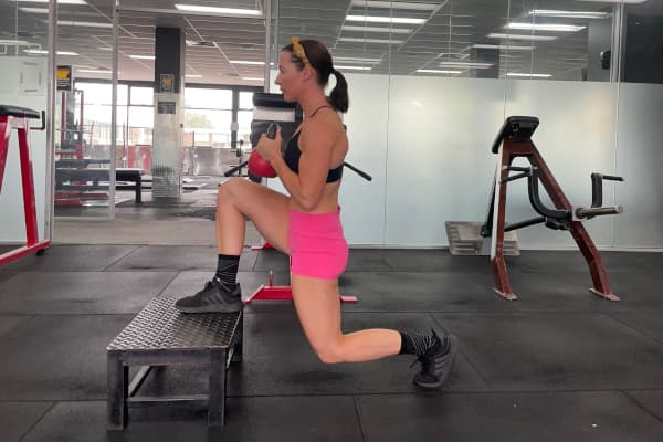 Kettlebell Front Foot Elevated Split Squat