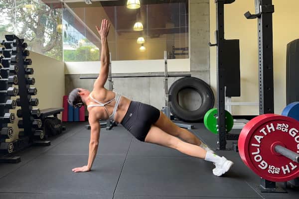 Push-Up to Side Plank