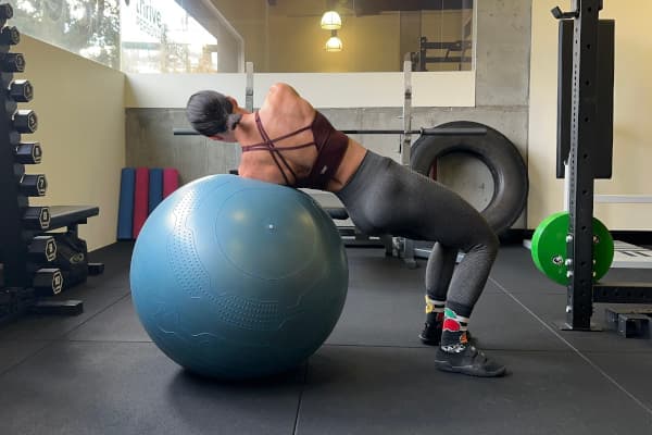 Swiss Ball Torso Twist